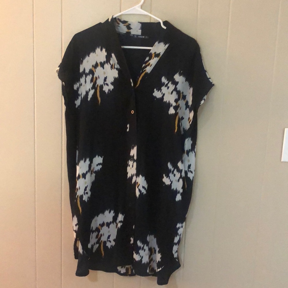 Black Yellow and White Flower Dress 🌼